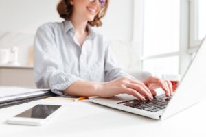 woman on laptop